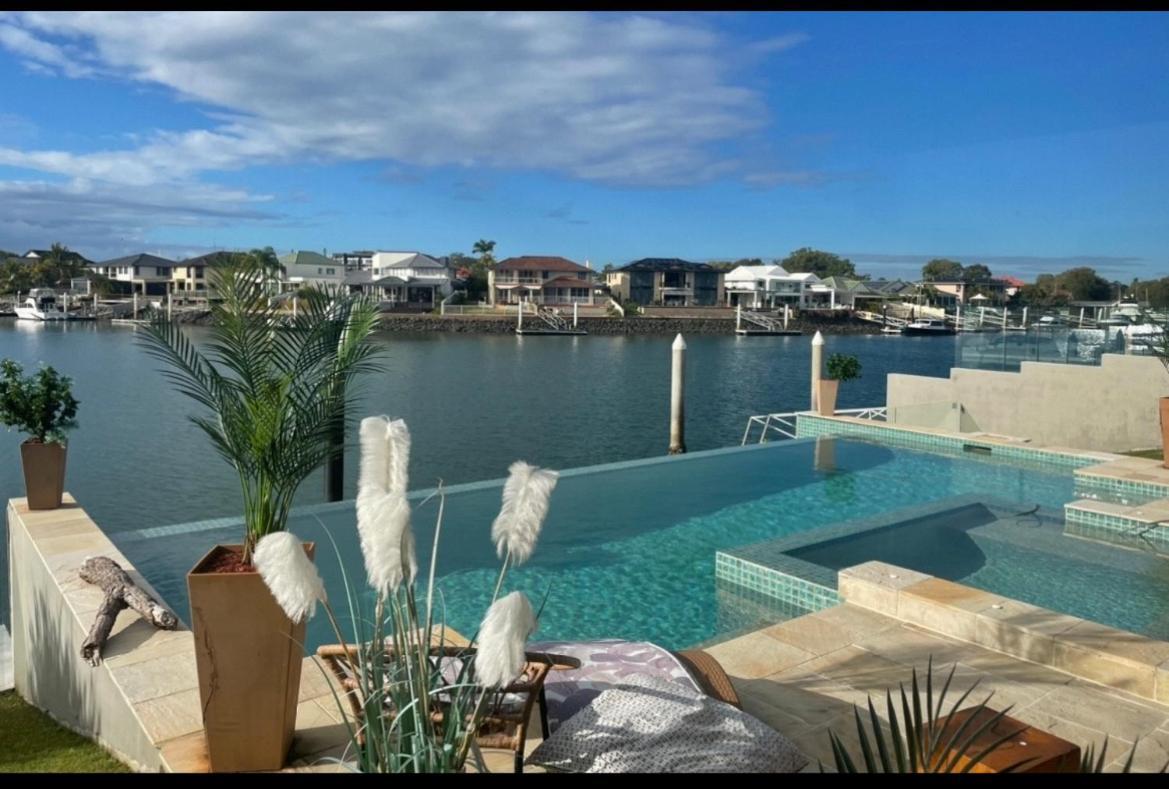Bella Vista Bed And Breakfast Of Raby Bay Cleveland Exterior photo